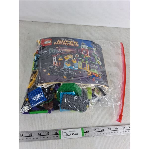 Super Heros Lego Kit- As Is