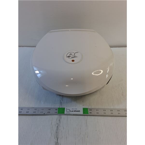 George Foreman Grill - Powers On