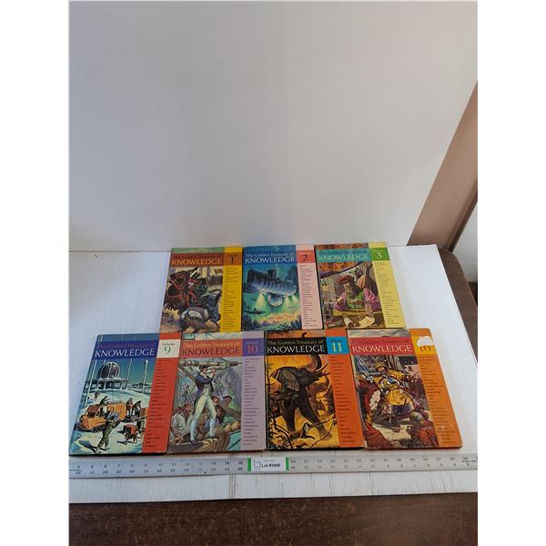 Vintage Books - The Golden Treasury of Knowledge