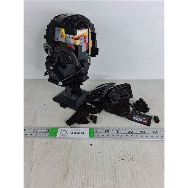 LEGO #75304-Star Wars Darth Vader Helmet