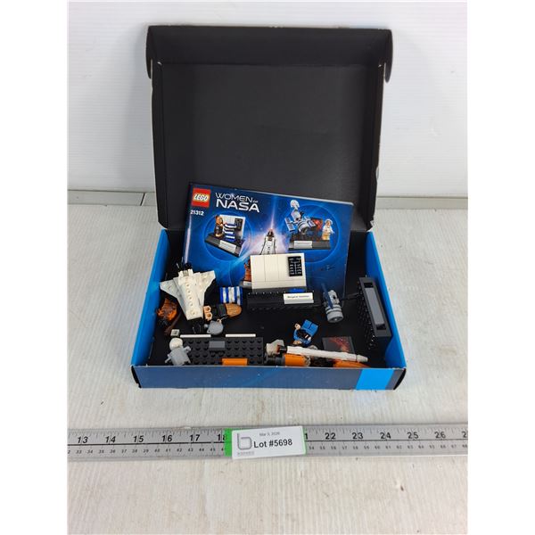 Women of NASA- Lego