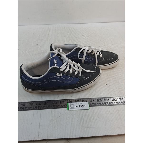 Pair of Vans Size 11 Casual Shoes