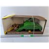 Image 1 : John Deere 1940 12A Model Combine 1:16 Scale, NIB