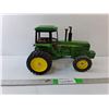 Image 1 : John Deere MFWD Row-Crop Tractor 1:18 Scale
