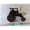 Image 1 : Case 2594 Model Tractor 1:18 Scale