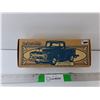 Image 1 : 1956 Model Ford Pickup Truck Approx. 1:24 Scale, NIB