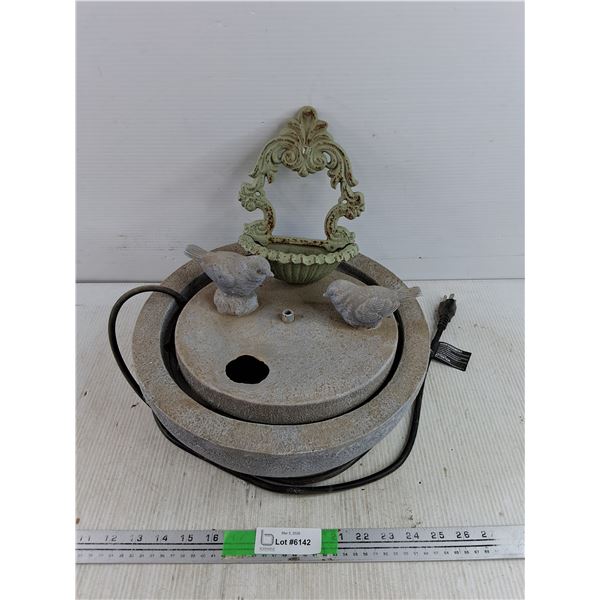 Electric Garden Water Fountain - Powers On, As Is - PICK UP