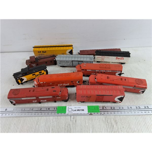 Vintage Toy Train Set - As Is, Needs Repair