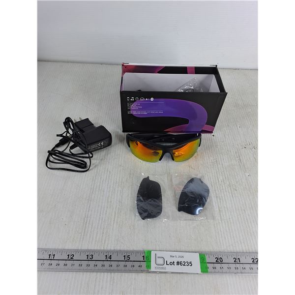 Sunglasses with Bluetooth Speakers in the Arms- Buhel Sound Glasses