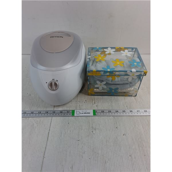 Revlon Moisturestay Paraffin Bath with Extra Wax and Mitts-Working