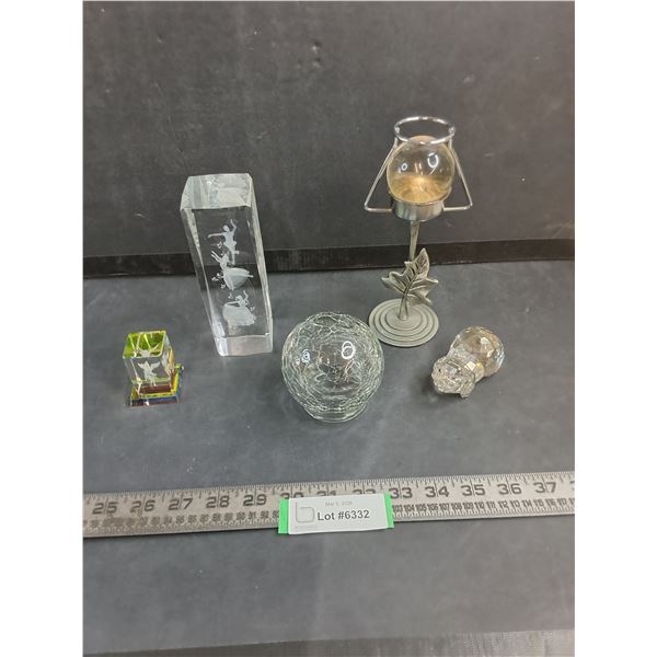 Assorted Glass & Crystal Ornaments