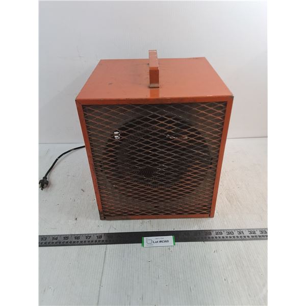 Industrial Space Heater - 11x13x12" - Powers On - PICK UP