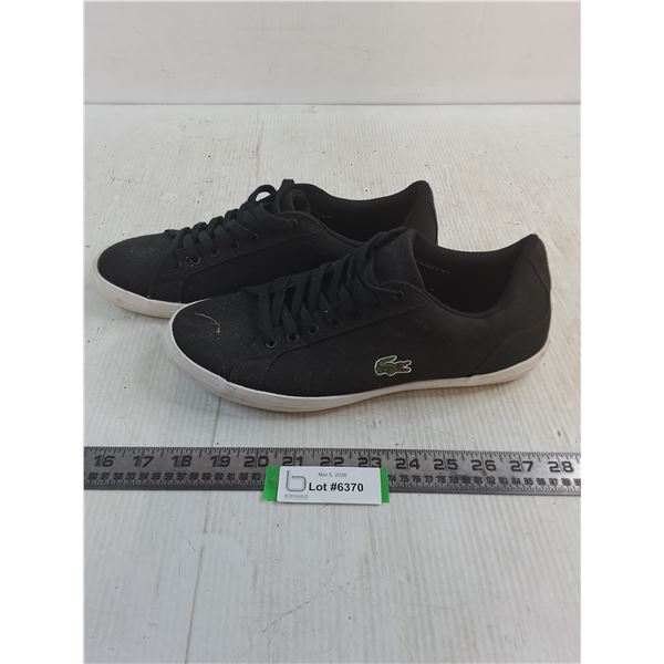 Pair of Lacoste Size 10.5 Casual Shoes