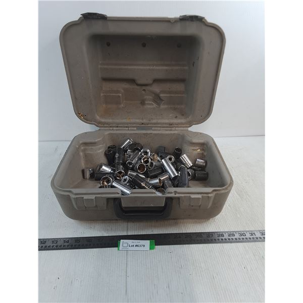 Porter Cable Plastic Tool Kit - 16x12x9" w/Assorted Sockets, As is