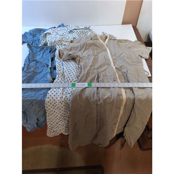 Vintage Dresses - M - L