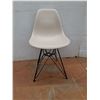 Image 2 : * Herman Miller Style Chair - Cannot Ship