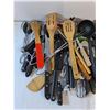 Image 4 : Assorted  - Kitchen Utensils