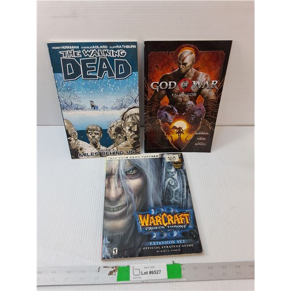 The Walking Dead & God of War Graphic Novels and Warcraft Frozen Throne Guidebook