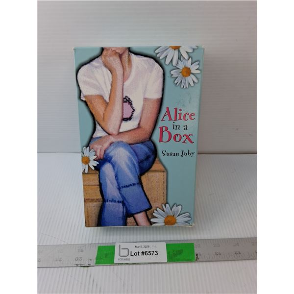 Alice in a Box Book Set