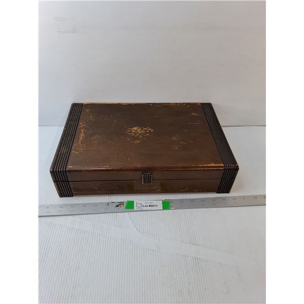 Community Plate Wooden Cutlery Storage Box 16.5" 10.75" x 3.5"