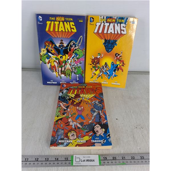 (3) New Teen Titans Comic Books