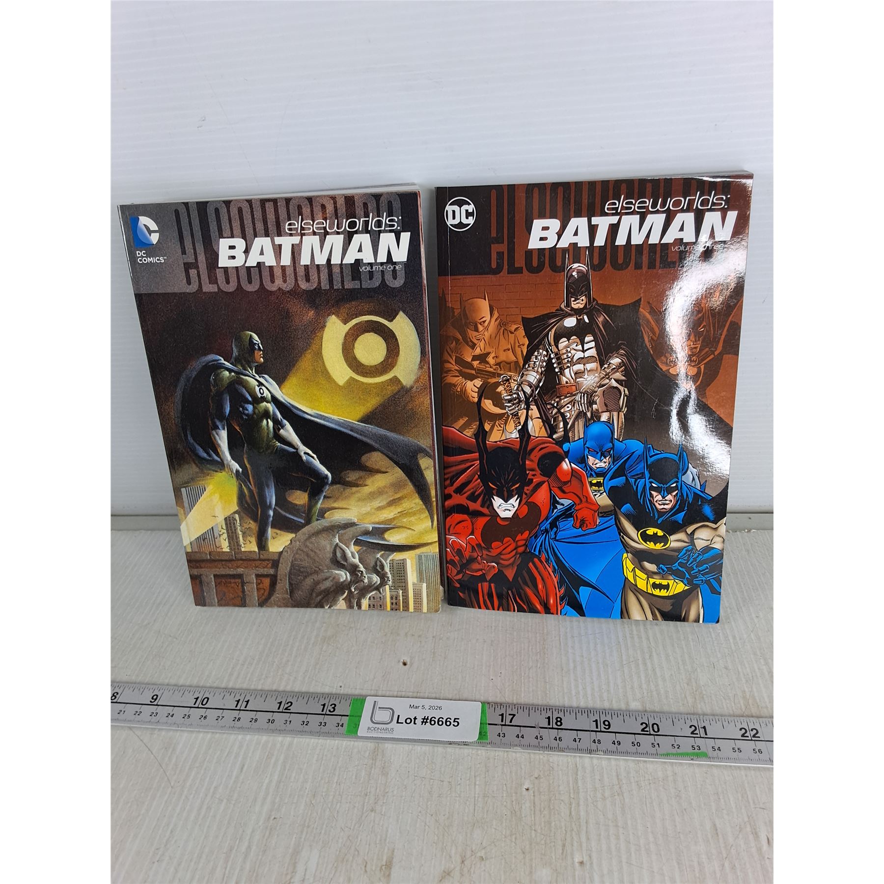 (2) Elseworlds Batman DC Comics - Bodnarus Auctioneering