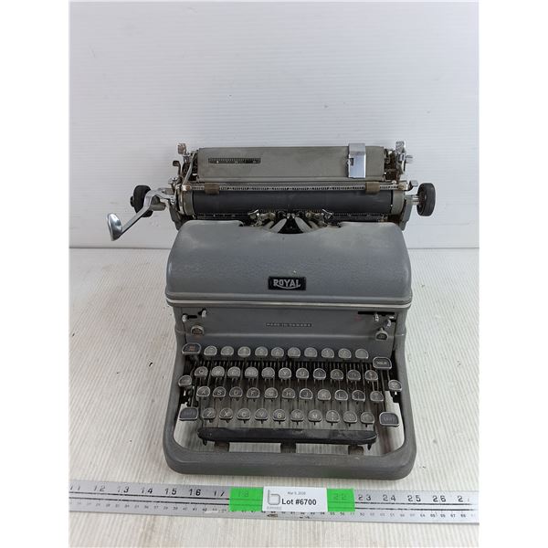 Vintage Royal Typewriter - AS IS, PICKUP ONLY