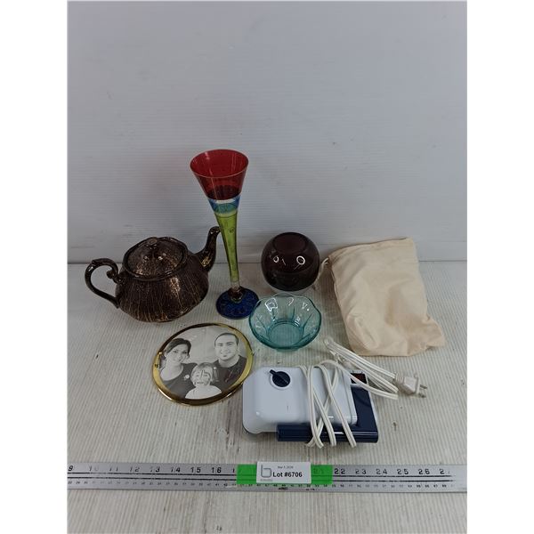 Handheld Steamer, Powers On, As Is, Ceramic Tea Pot, Vase, Misc
