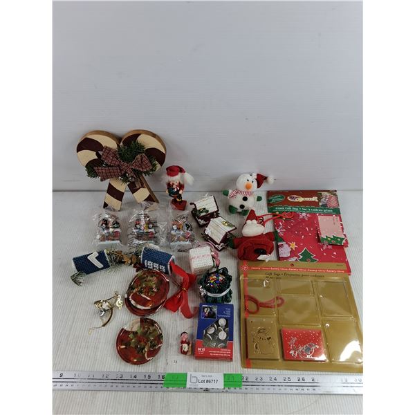 (3) A&W Bear Toy Ornaments, Christmas Coasters, Candy Cane Wood Decor