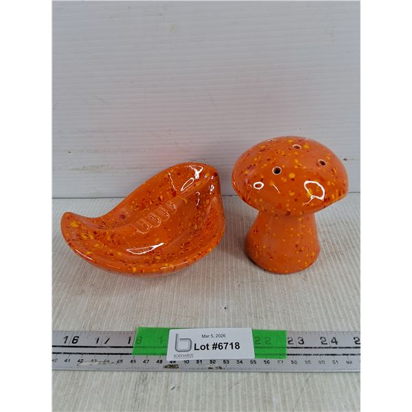 Ceramic Ashtray & Shaker