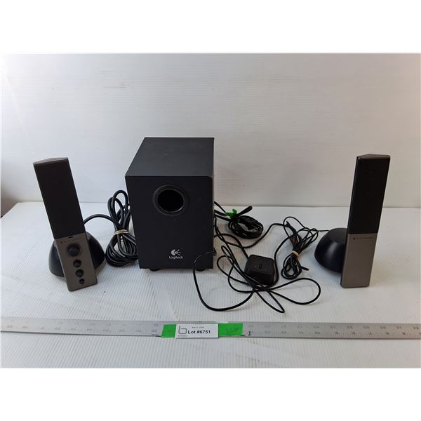 Logitech Multimedia Speaker- Powers On & Altec Lansing Speakers- Untested