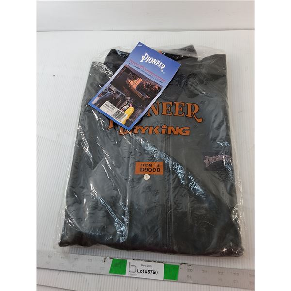 Pioneer Waterproof Jacket- L, Appears New