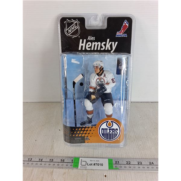 (NIB) McFarlane Toys Edmonton Oilers Ales Hemsky Action Figure-6" Tall