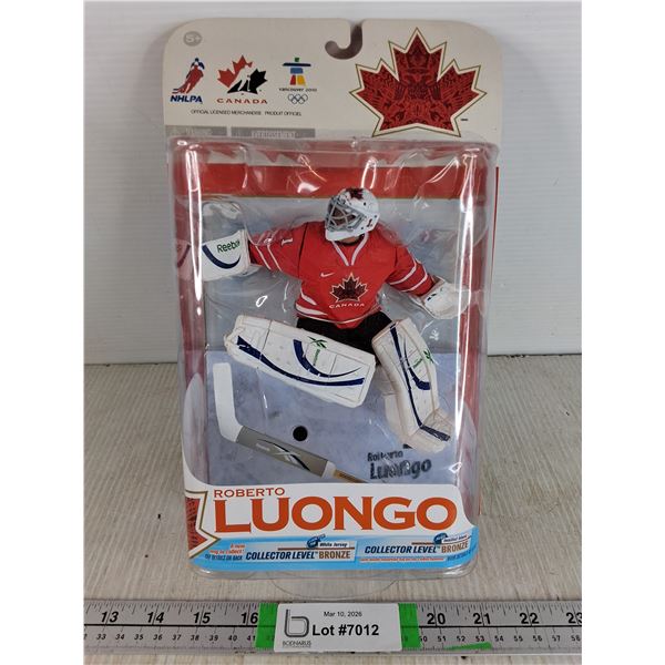 Vancouver 2010 Collector Level Roberto Luongo Action Figure-6" Tall- (NIB)