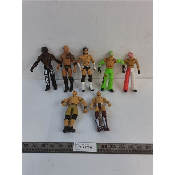 (7) Wrestler Toy Figurines