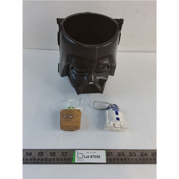 Darth Vader Basket & Star Wars Keychain