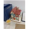 Image 3 : Pretty House w/Glass Candle Inside, Book Style Photo Albums 4" x 6"