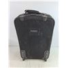 Image 2 : Griffen Suitcase 22" x 13" x 7" - PICK UP