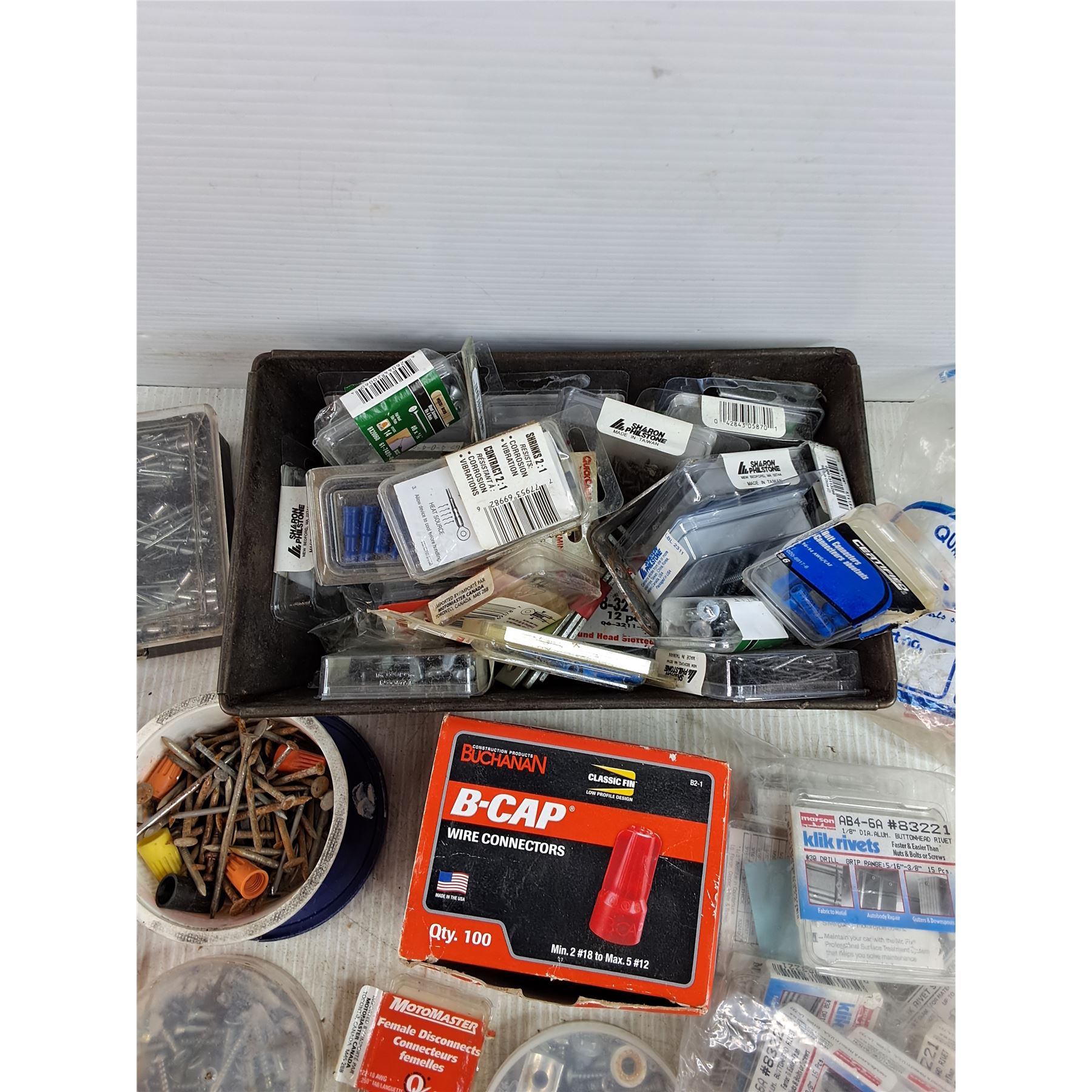 Assorted Hardware & Electrical Components - Bodnarus Auctioneering