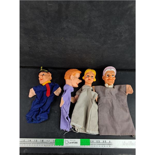 (4) Hand Puppets