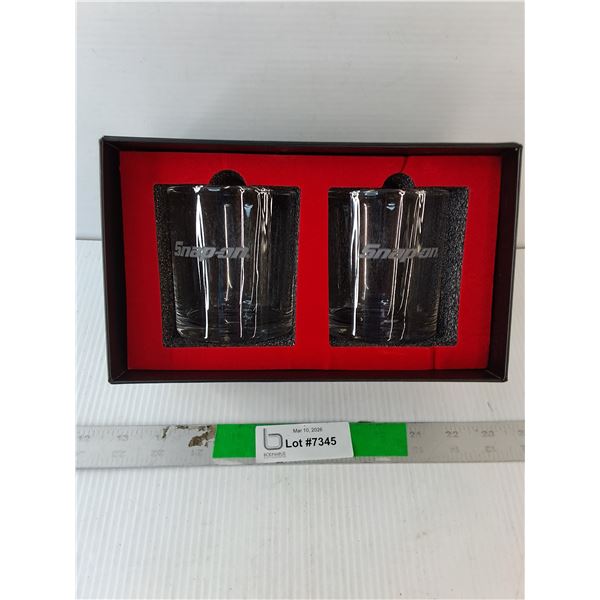 (2) Snap-On Glasses 3.75"