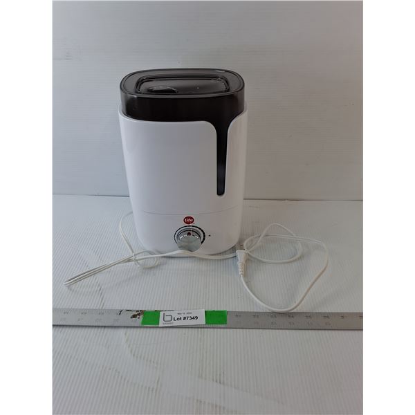Life Humidifier 11.5"- Powers On