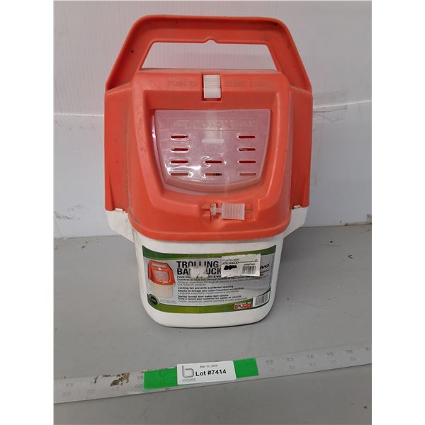 Plano Trolling Bait Bucket