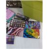 Image 4 : Tote 19'x14.5''13', Eyeshadows, Bedazzled Flask, Lamp Untested, Framed Magnolia Picture 12.5'x10.5'