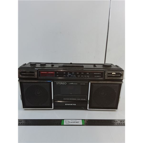 Sanyo Stereo - FM 