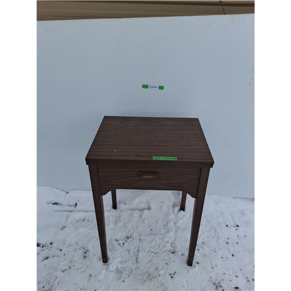 ***Vintage End Table Style Sewing Machine Cabinet w/ Nordic Sewing Machine, Measurements in Pics