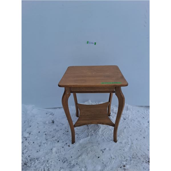 ***Wooden End Table, Measurements in Pics, Cannot Ship