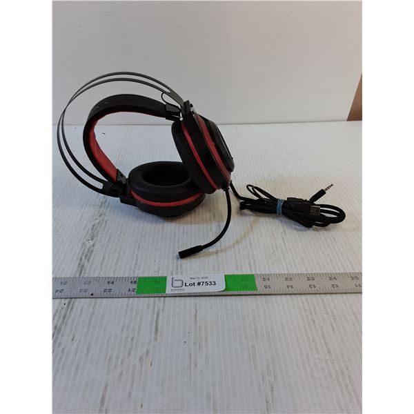 Gaming Headphone/Microphone- Vankyo- As Is