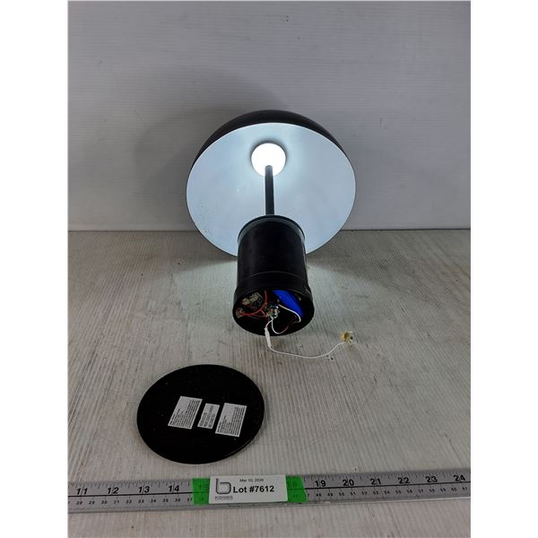 Adjustable Battery Powered Lamp (powers on, as is)