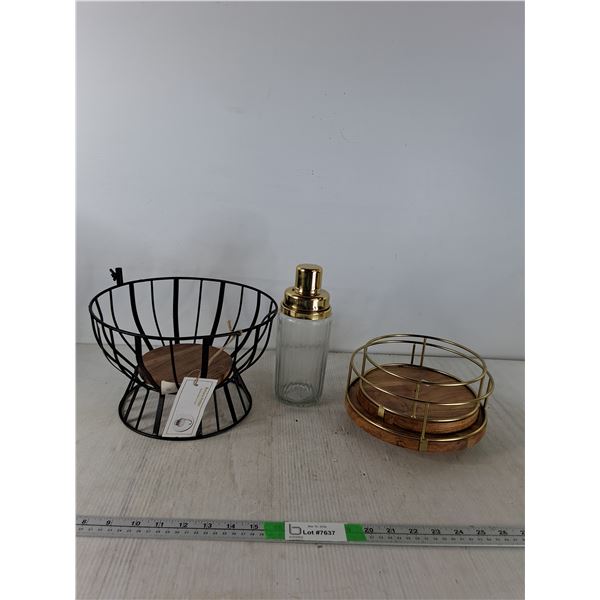 Banana Basket, Lazy Susan, Misc